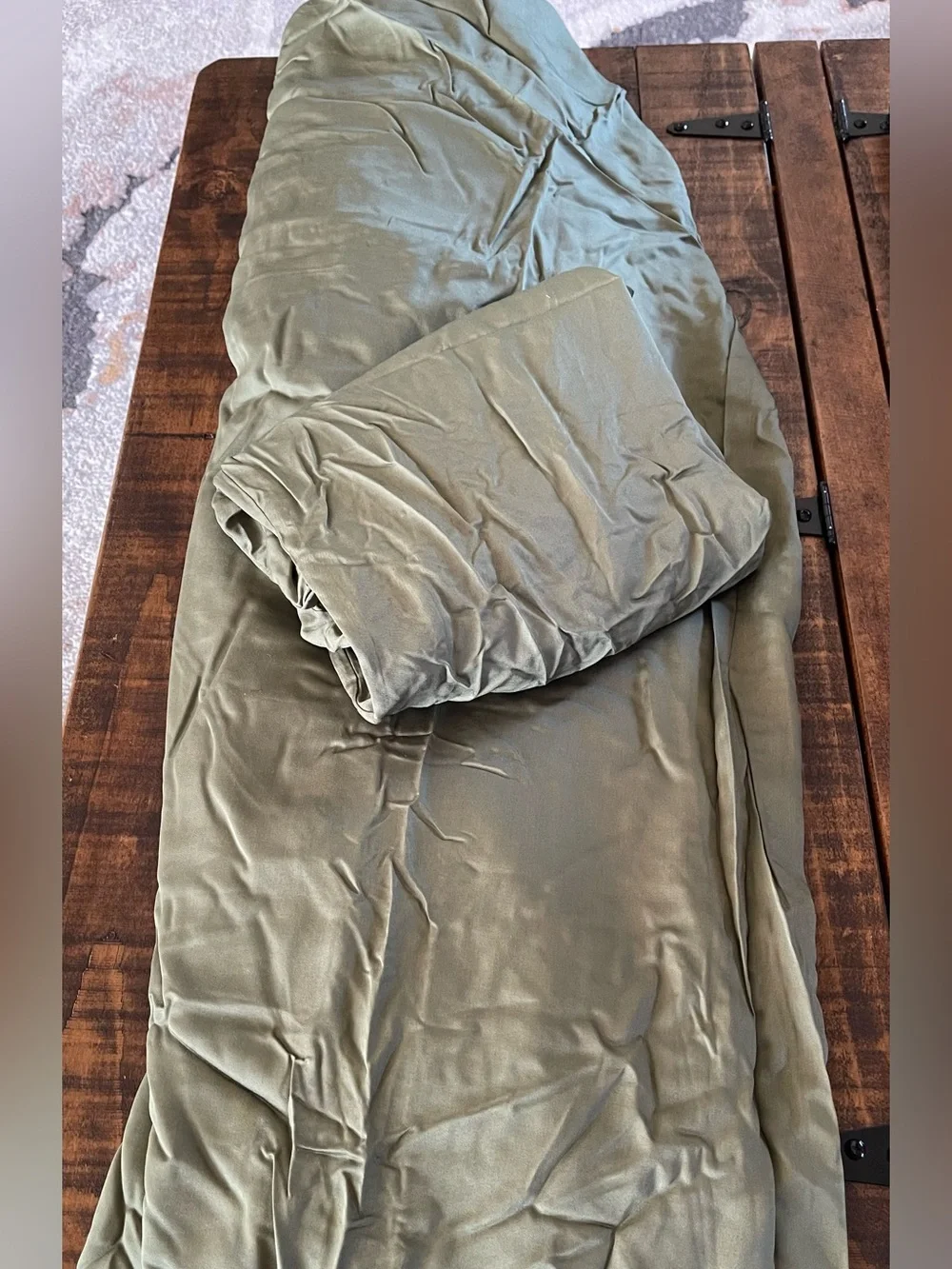 NWT Quince Bamboo Fitted Sheet, Cal King (Olive)
